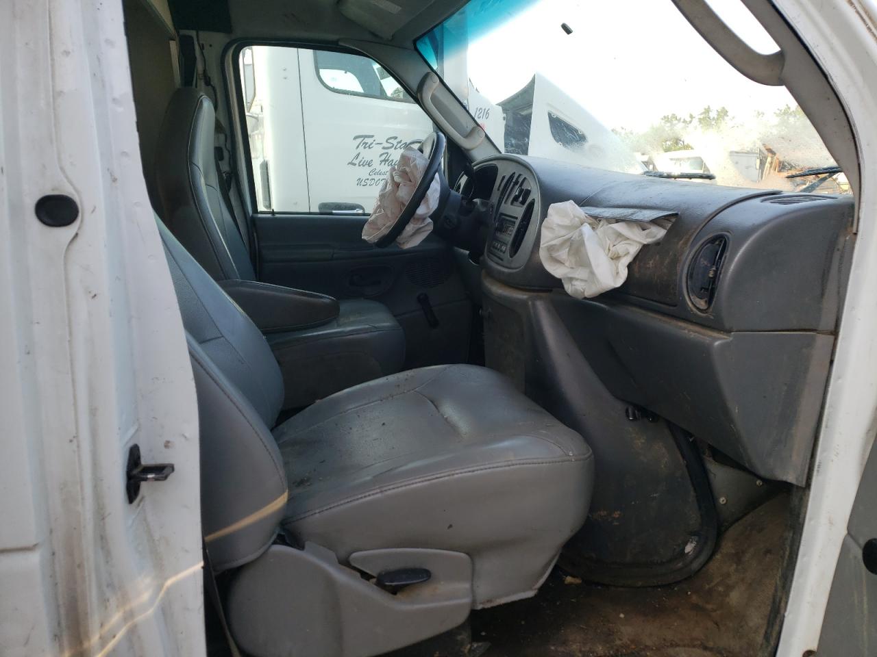 2005 Ford Econoline E350 Super Duty Cutaway Van VIN: 1FDWE35L65HA55640 Lot: 60382254