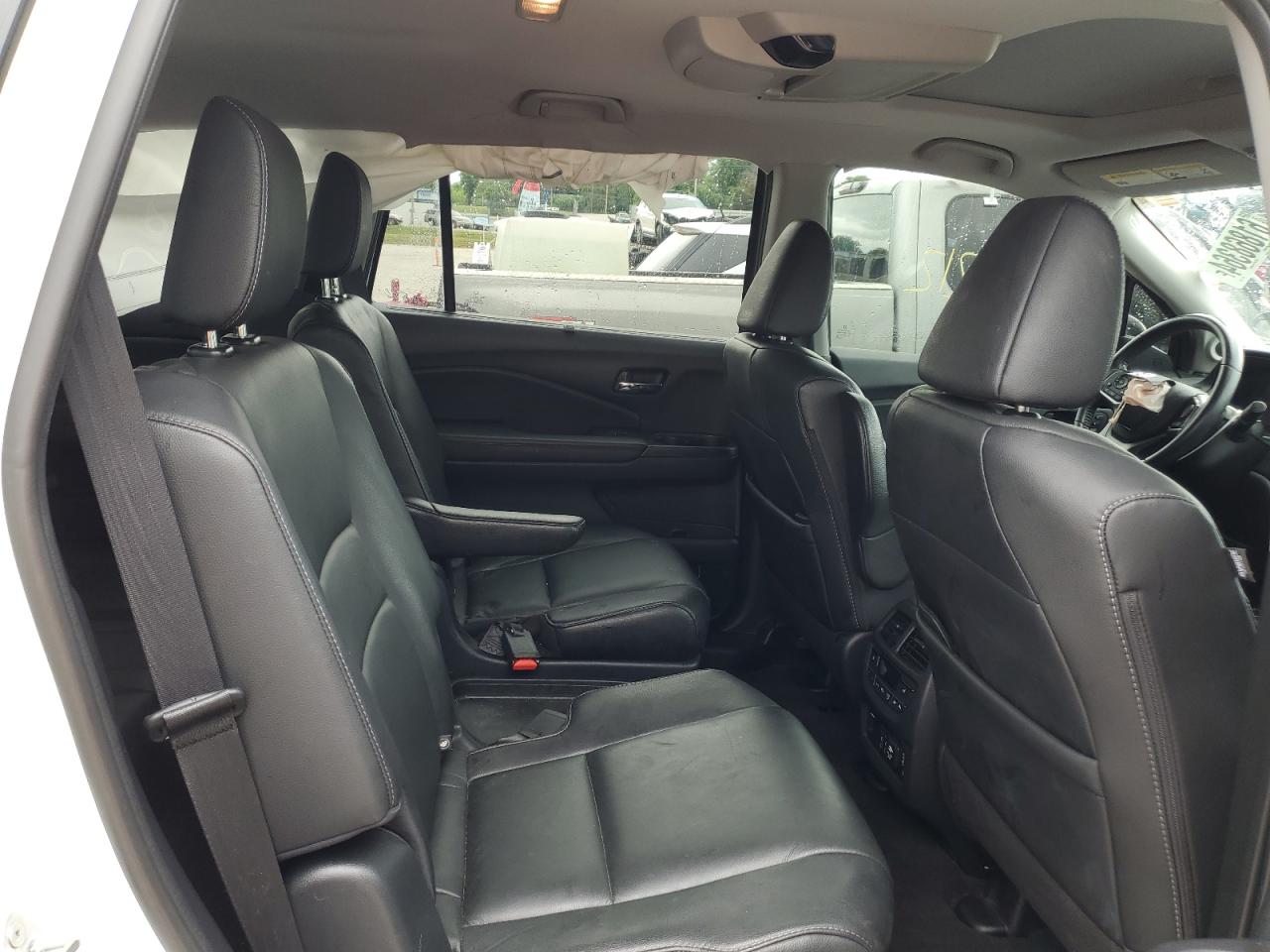 2019 Honda Pilot Touring VIN: 5FNYF6H69KB027473 Lot: 61868364