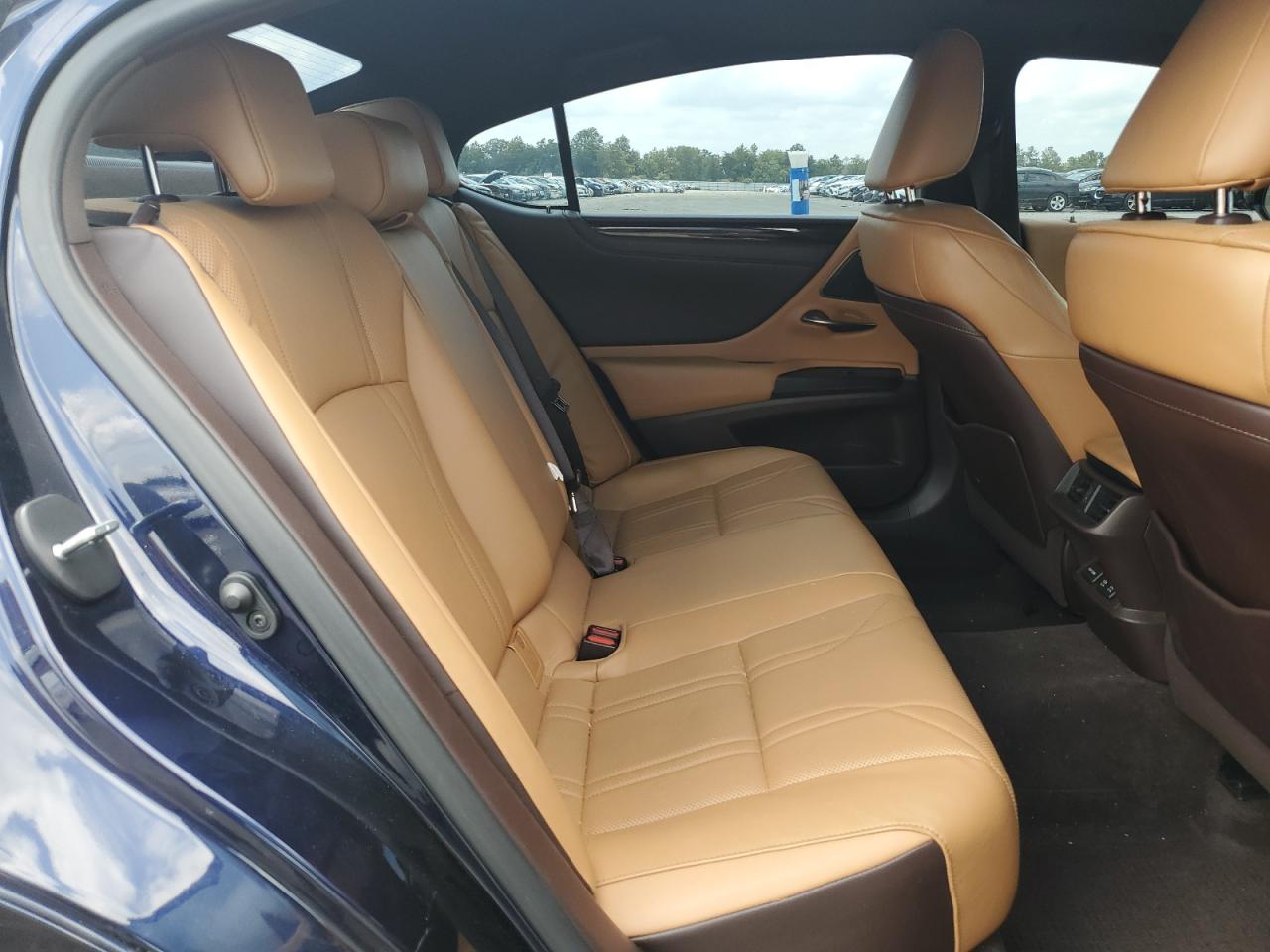 2021 Lexus Es 250 Base VIN: 58AE11D10MU005181 Lot: 65268834