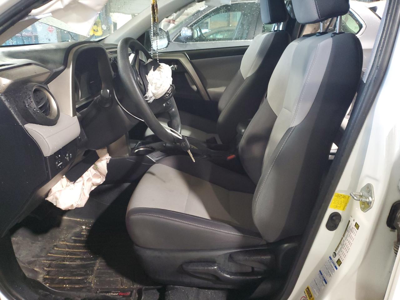 2015 Toyota Rav4 Xle VIN: 2T3RFREV7FW229777 Lot: 64416974