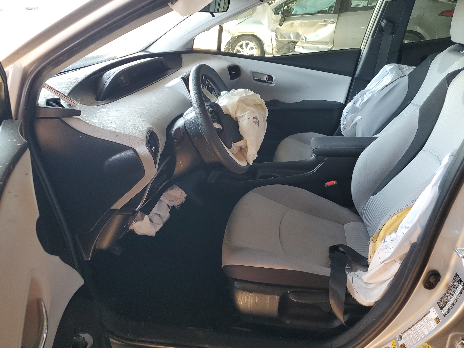 JTDKBRFU2H3031570 2017 Toyota Prius