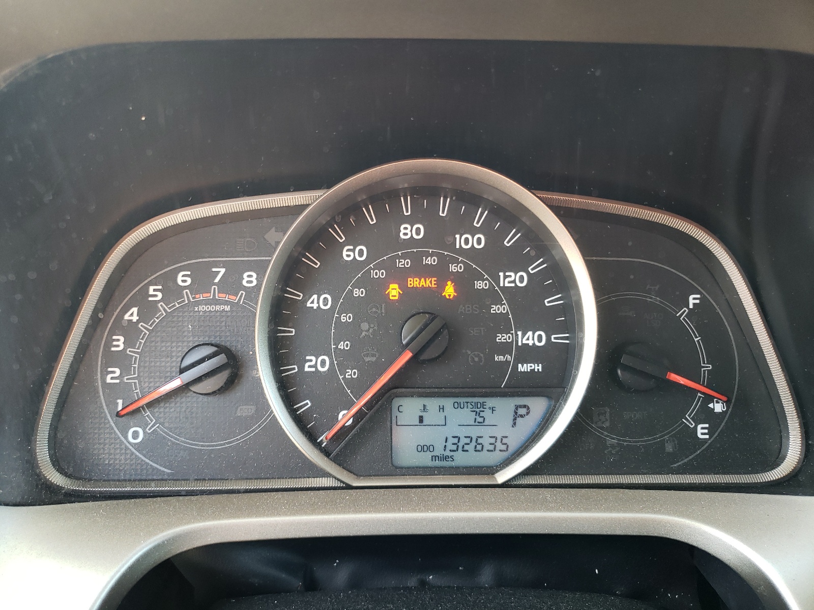 2T3BFREV8FW299290 2015 Toyota Rav4 Le