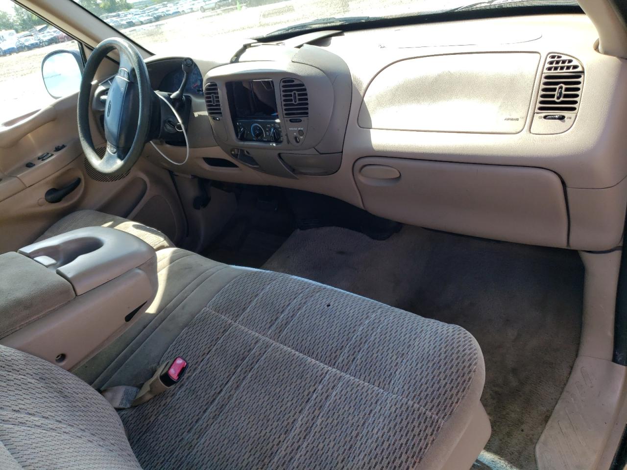 1998 Ford F150 VIN: 1FTZF17WXWNB72117 Lot: 61891384