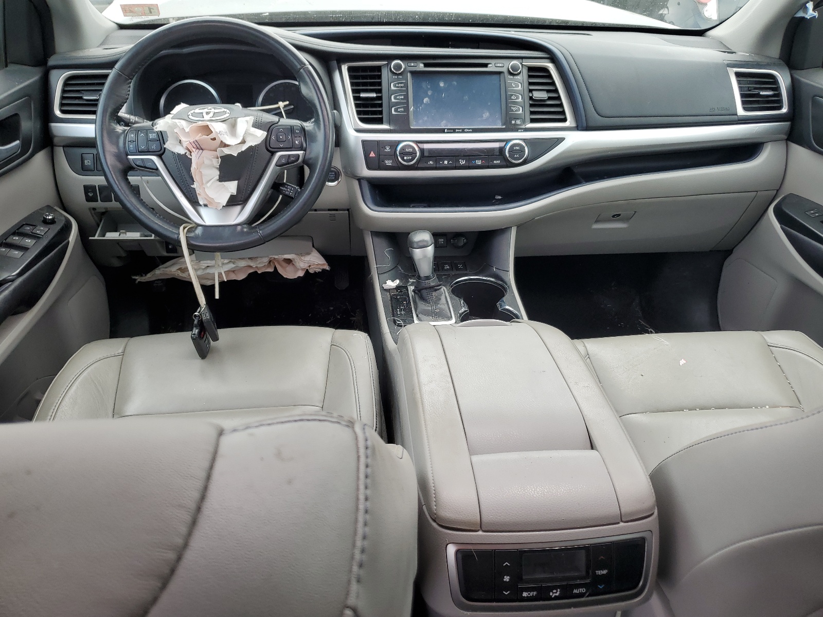 5TDJZRFH2HS375036 2017 Toyota Highlander Se