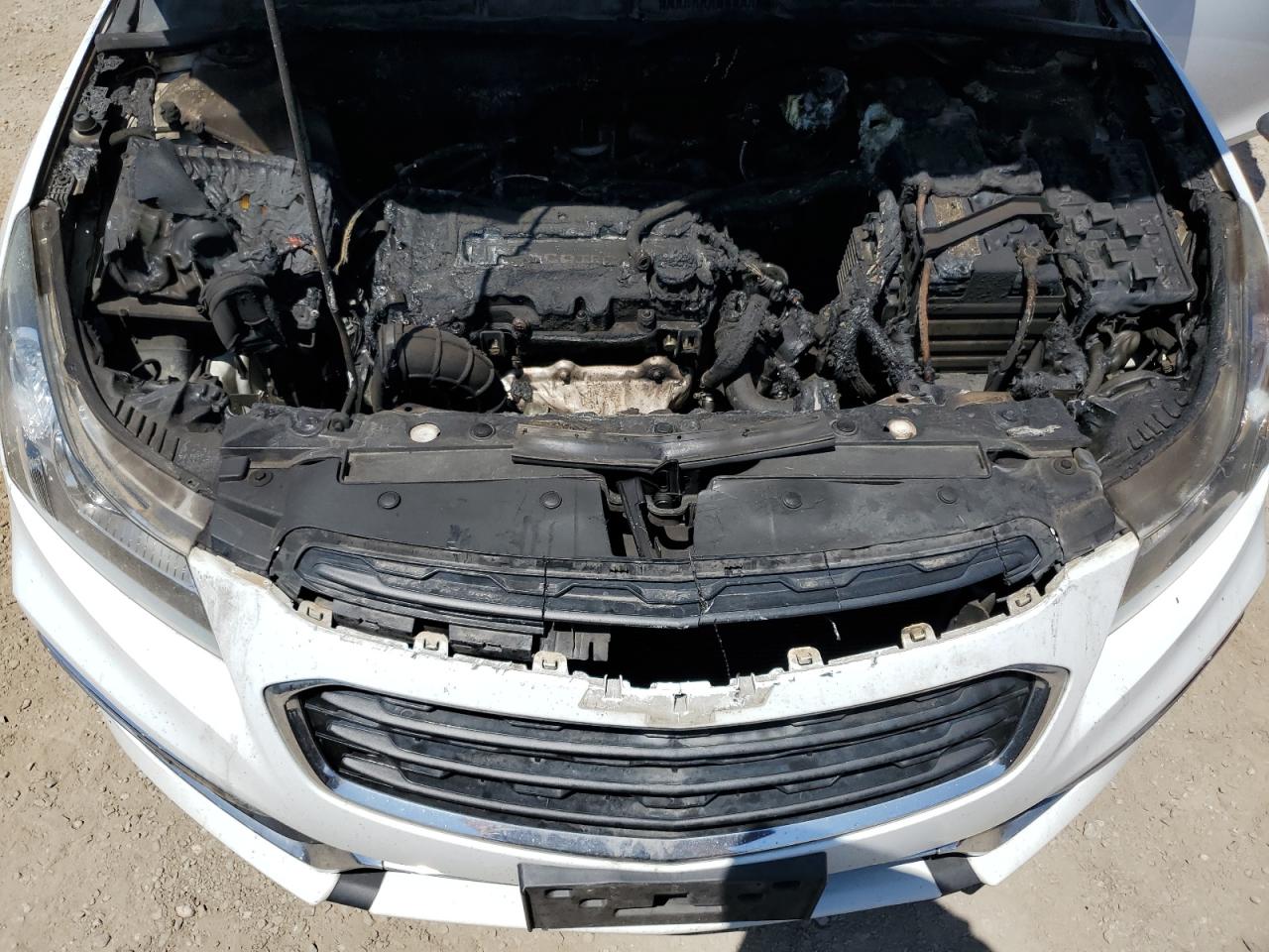 2015 Chevrolet Cruze - Image 12