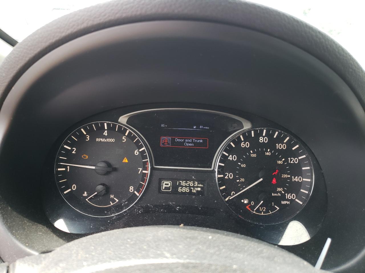 2015 Nissan Altima - Image 9