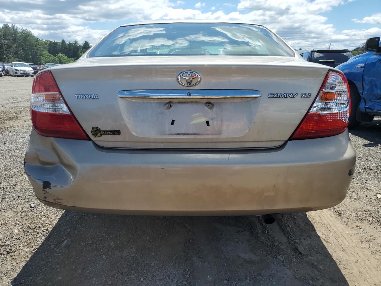 2003 Toyota Camry Le VIN: 4T1BE30K23U256842 Lot: 61615344
