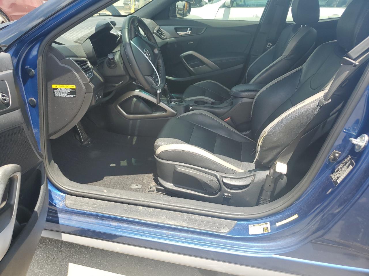 2017 Hyundai Veloster Turbo VIN: KMHTC6AE5HU309707 Lot: 64112674