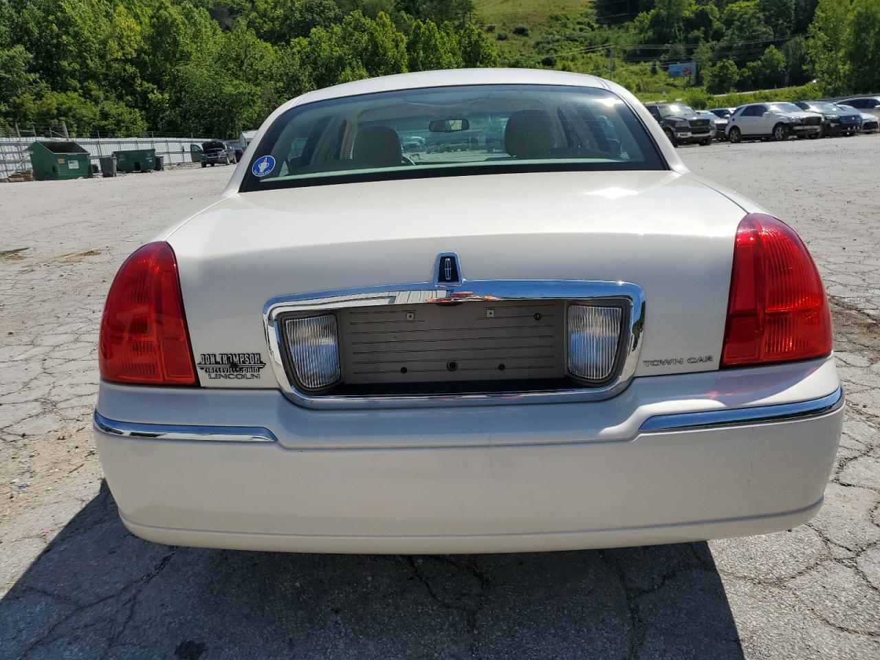 2007 Lincoln Town Car Signature VIN: 1LNHM81V27Y613583 Lot: 59331704