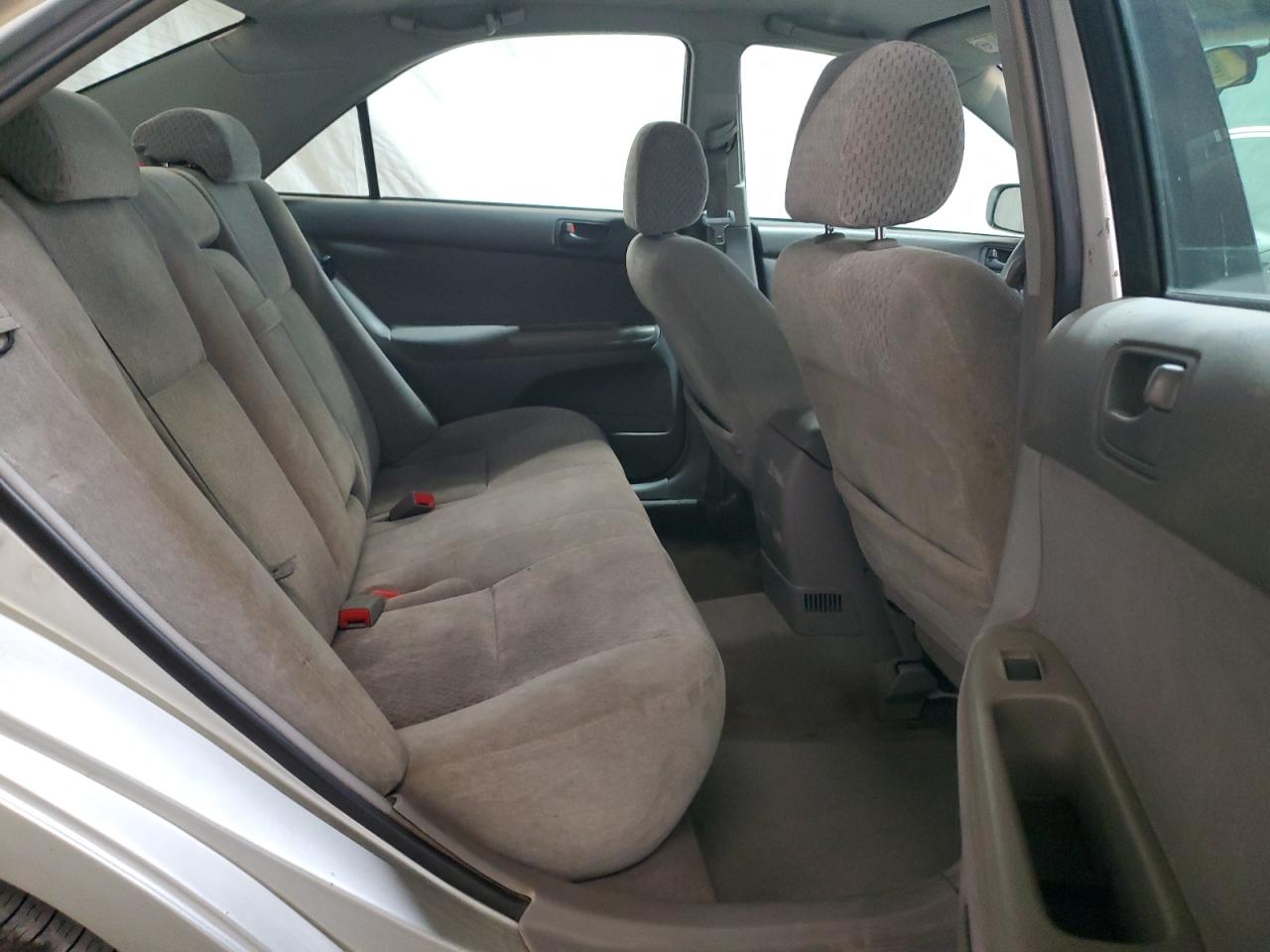 2003 Toyota Camry Le VIN: 4T1BE32K63U704075 Lot: 60912274