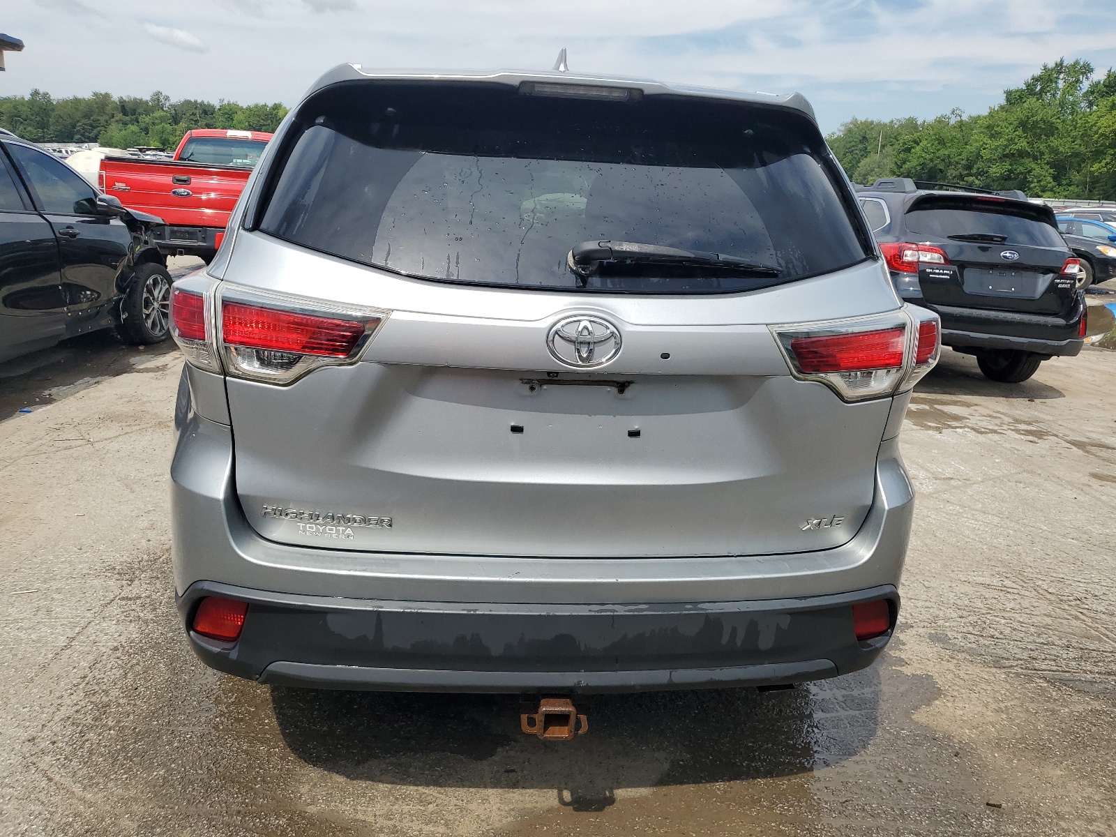 5TDKKRFHXFS092809 2015 Toyota Highlander Xle