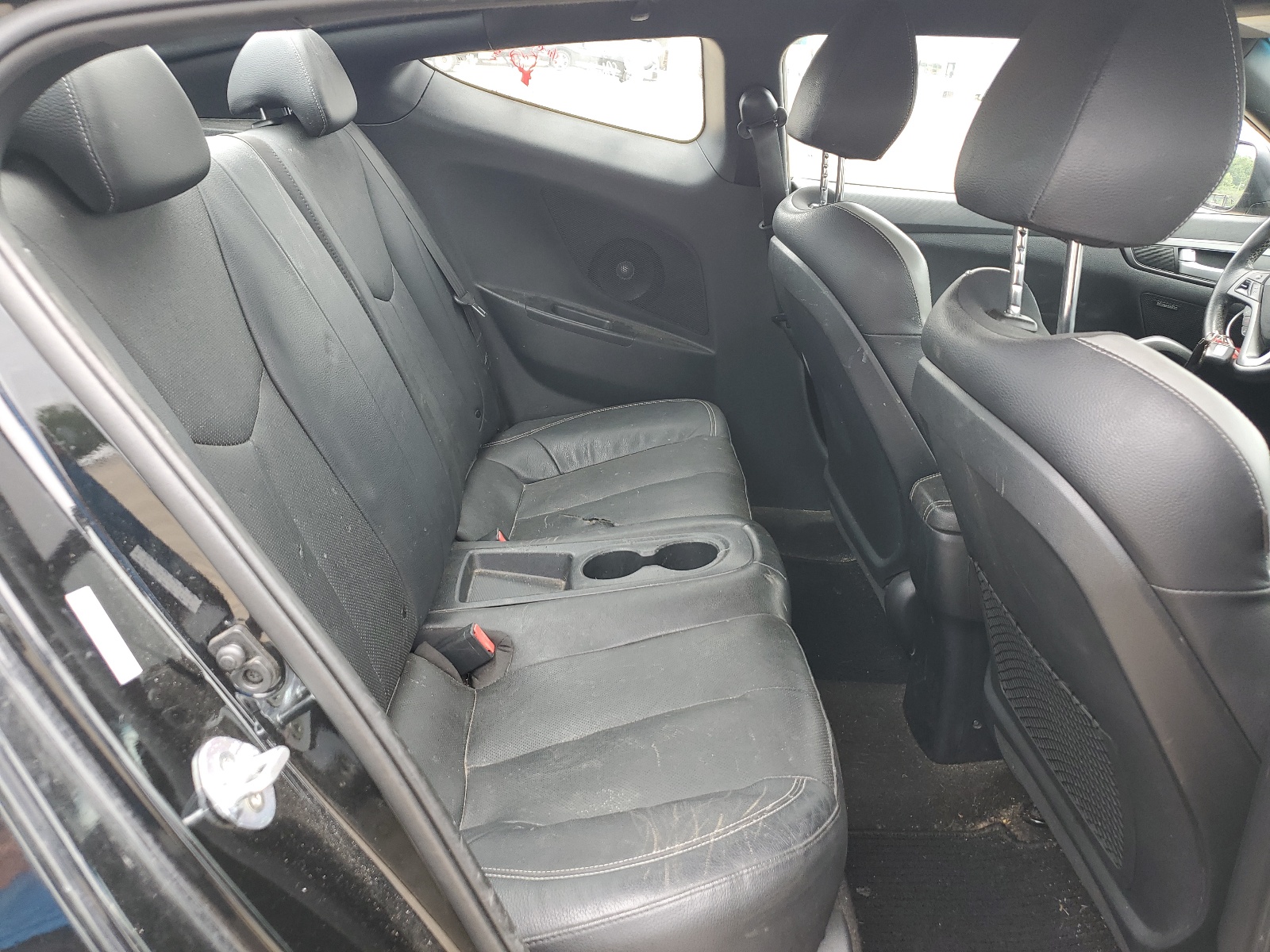 KMHTC6AE7HU313399 2017 Hyundai Veloster Turbo