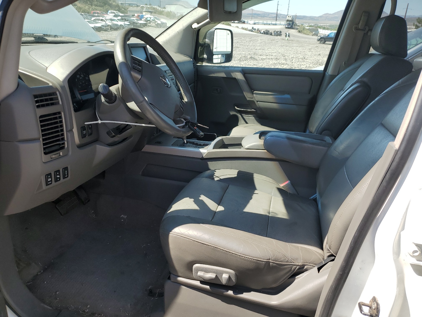 1N6BA07B85N544122 2005 Nissan Titan Xe