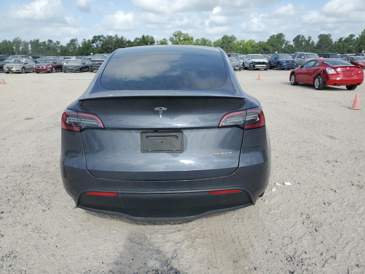 7SAYGDEF4PF761003 Tesla Model Y  6