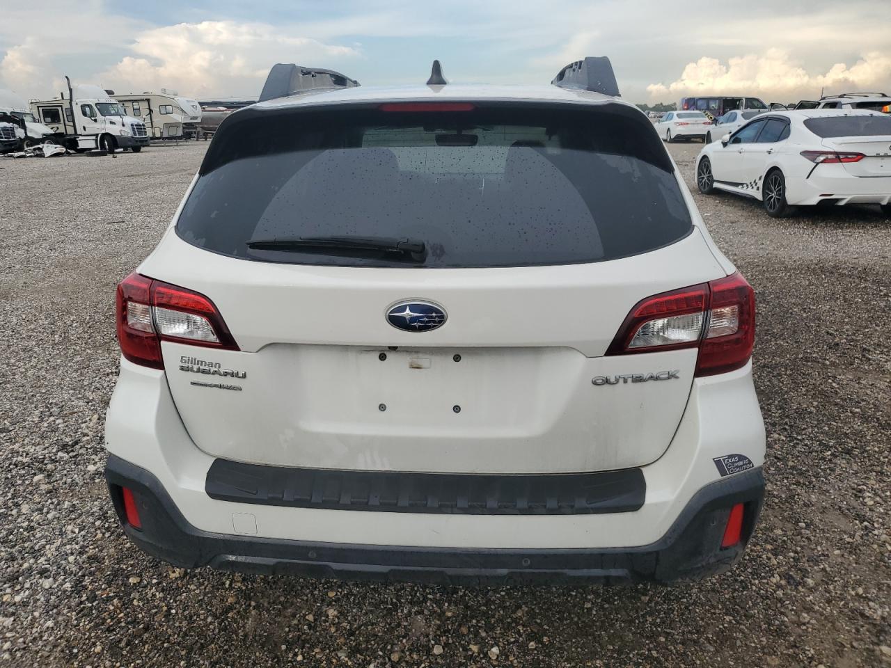 2018 Subaru Outback 2.5I Limited VIN: 4S4BSANC9J3272716 Lot: 63641604