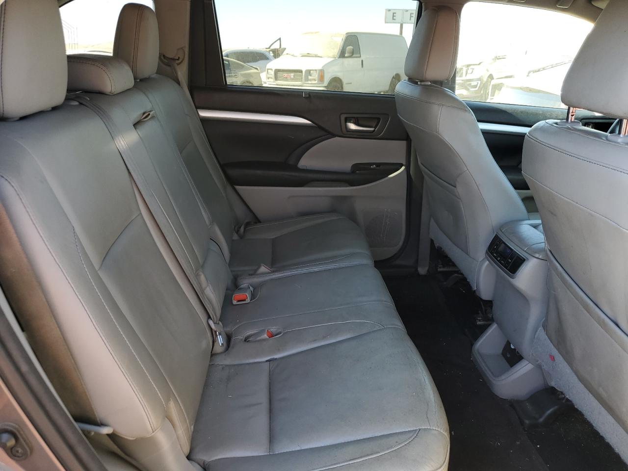 2016 Toyota Highlander Xle VIN: 5TDJKRFH8GS251811 Lot: 62956074