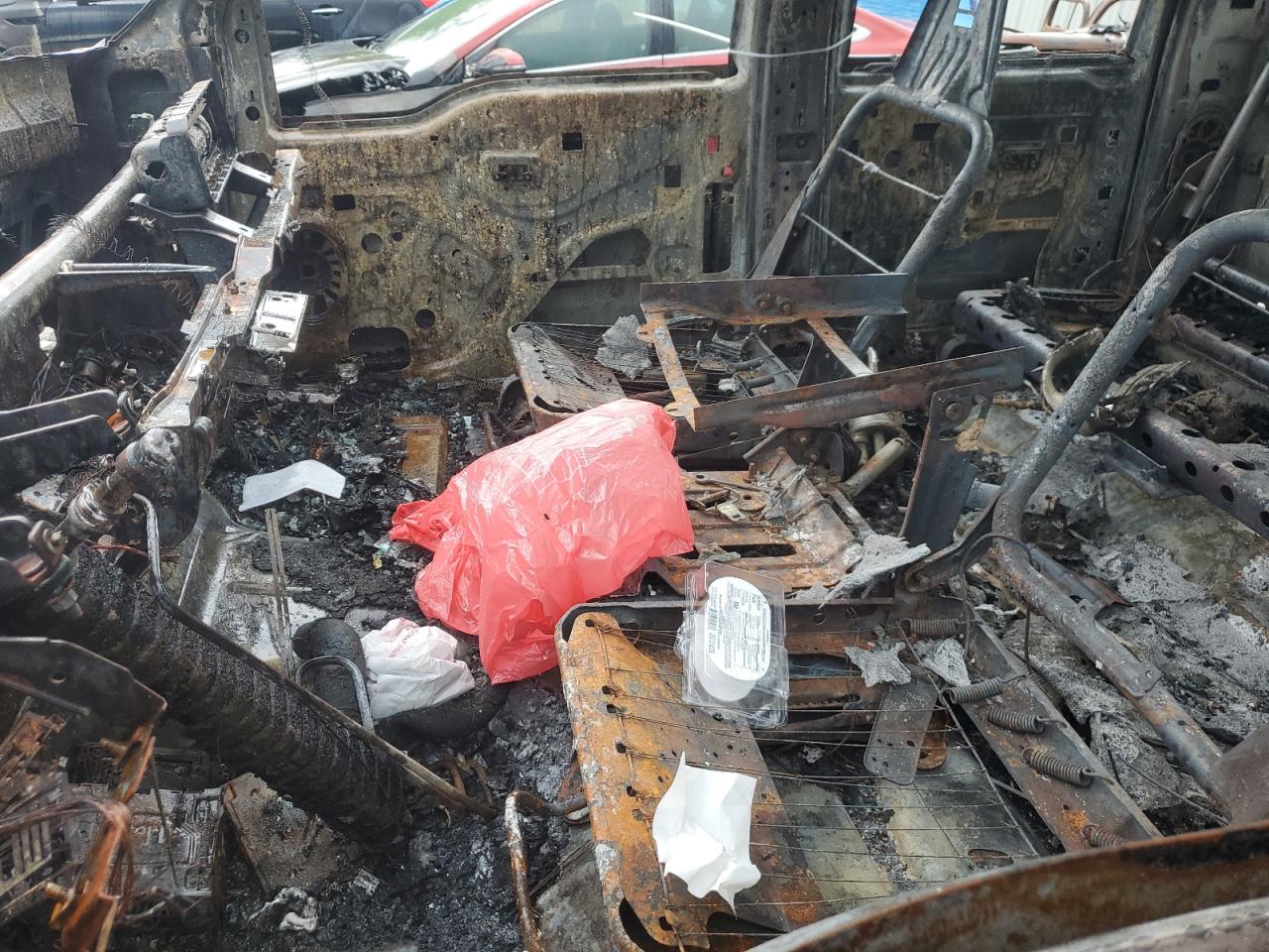 2001 Ford F350 Srw Super Duty VIN: 1FTSW31F01ED18670 Lot: 64863034