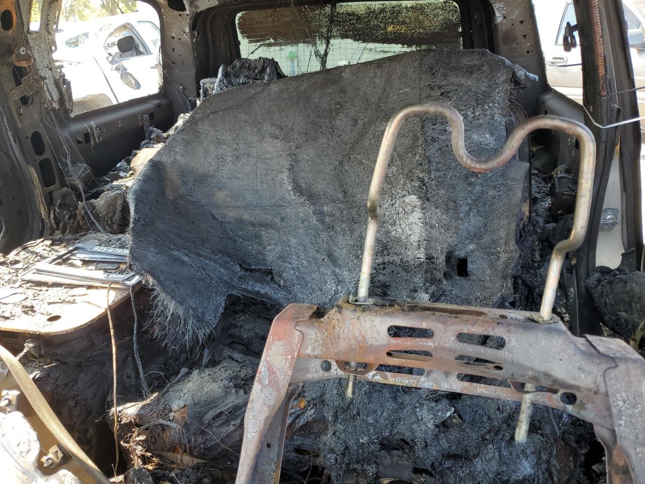 2008 Chevrolet Tahoe C1500 VIN: 1GNFC13C08R141730 Lot: 63808134