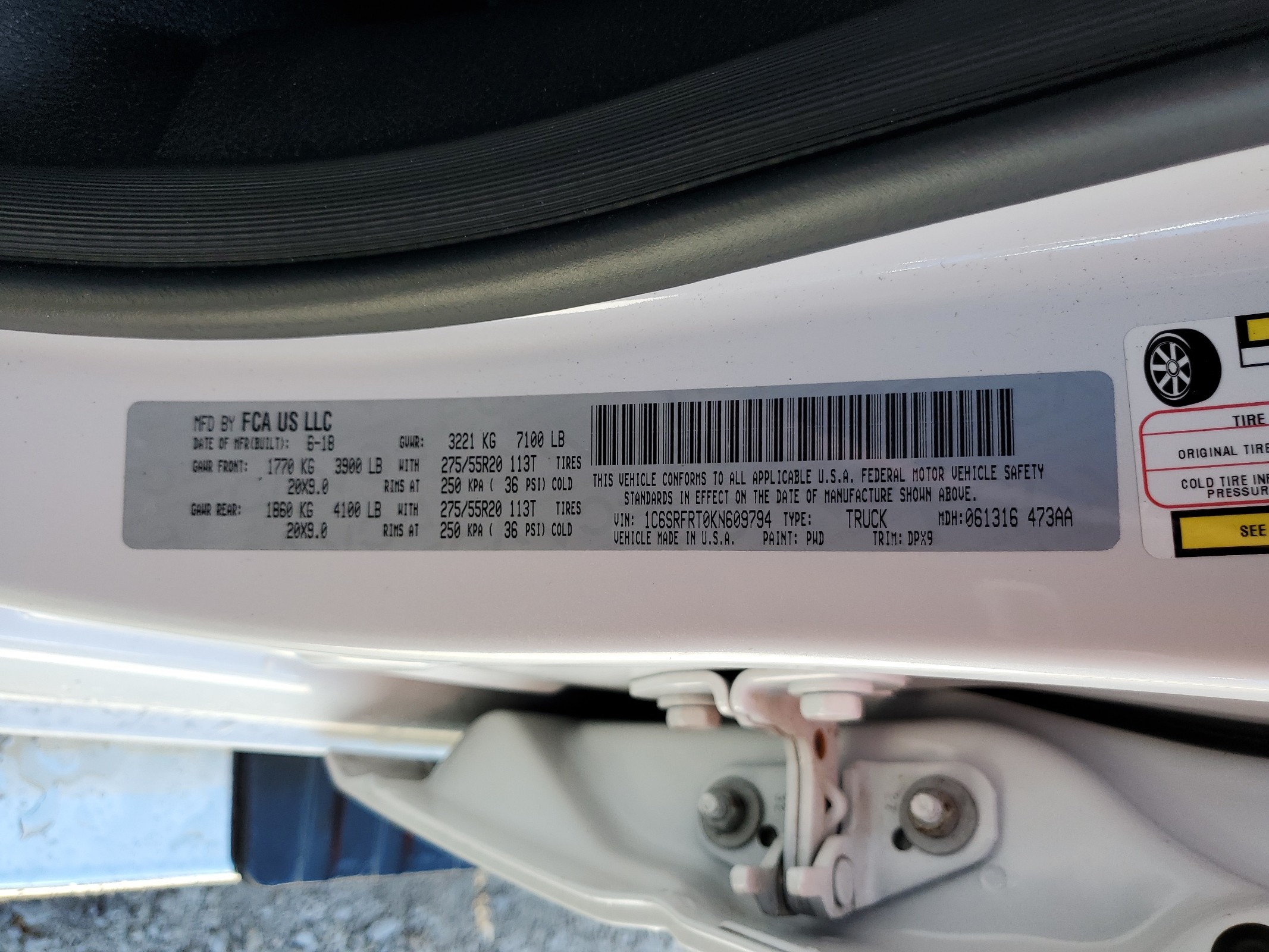 1C6SRFRT0KN609794 2019 Ram 1500 Laramie