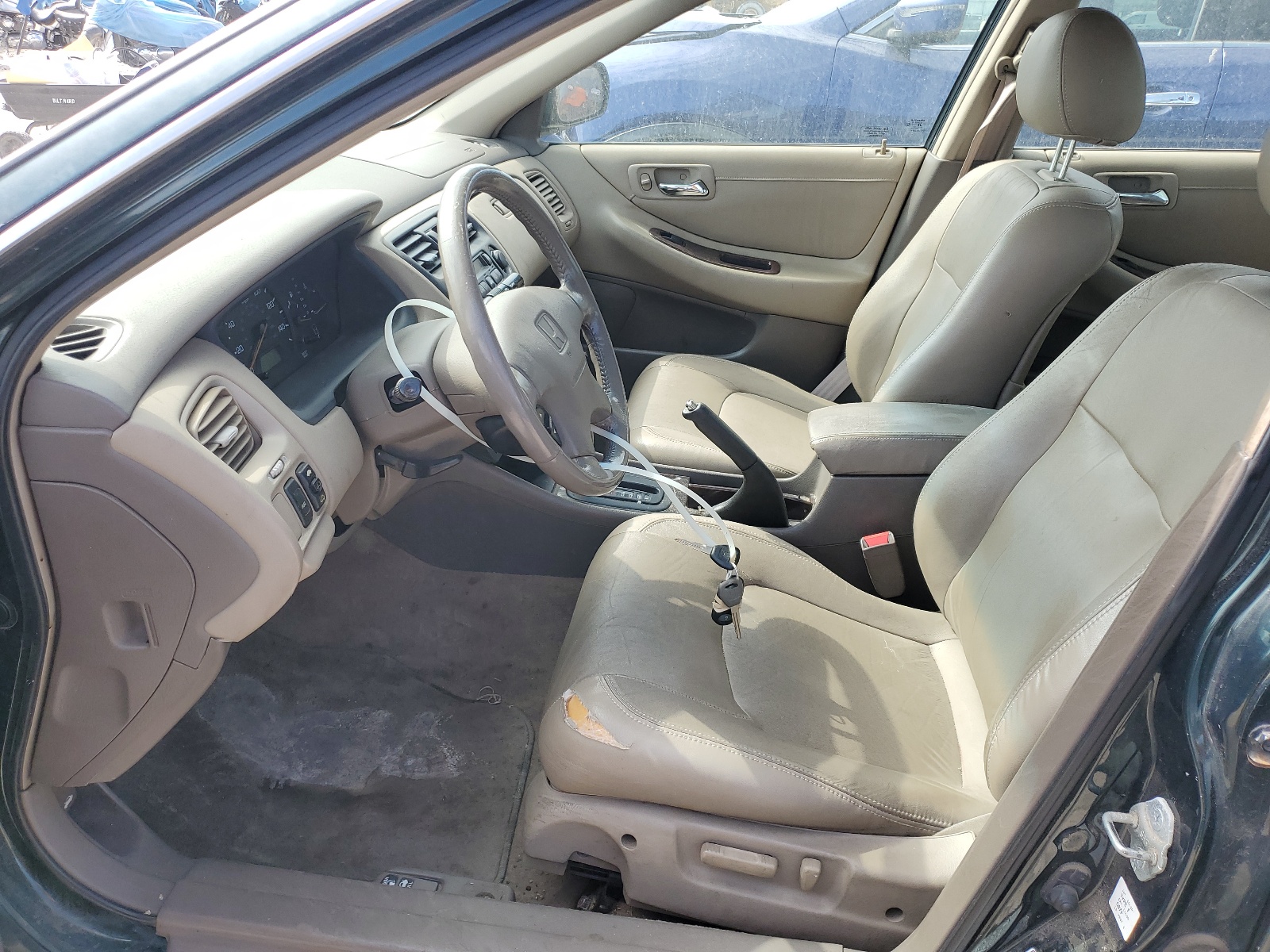 1HGCG165XXA009649 1999 Honda Accord Ex