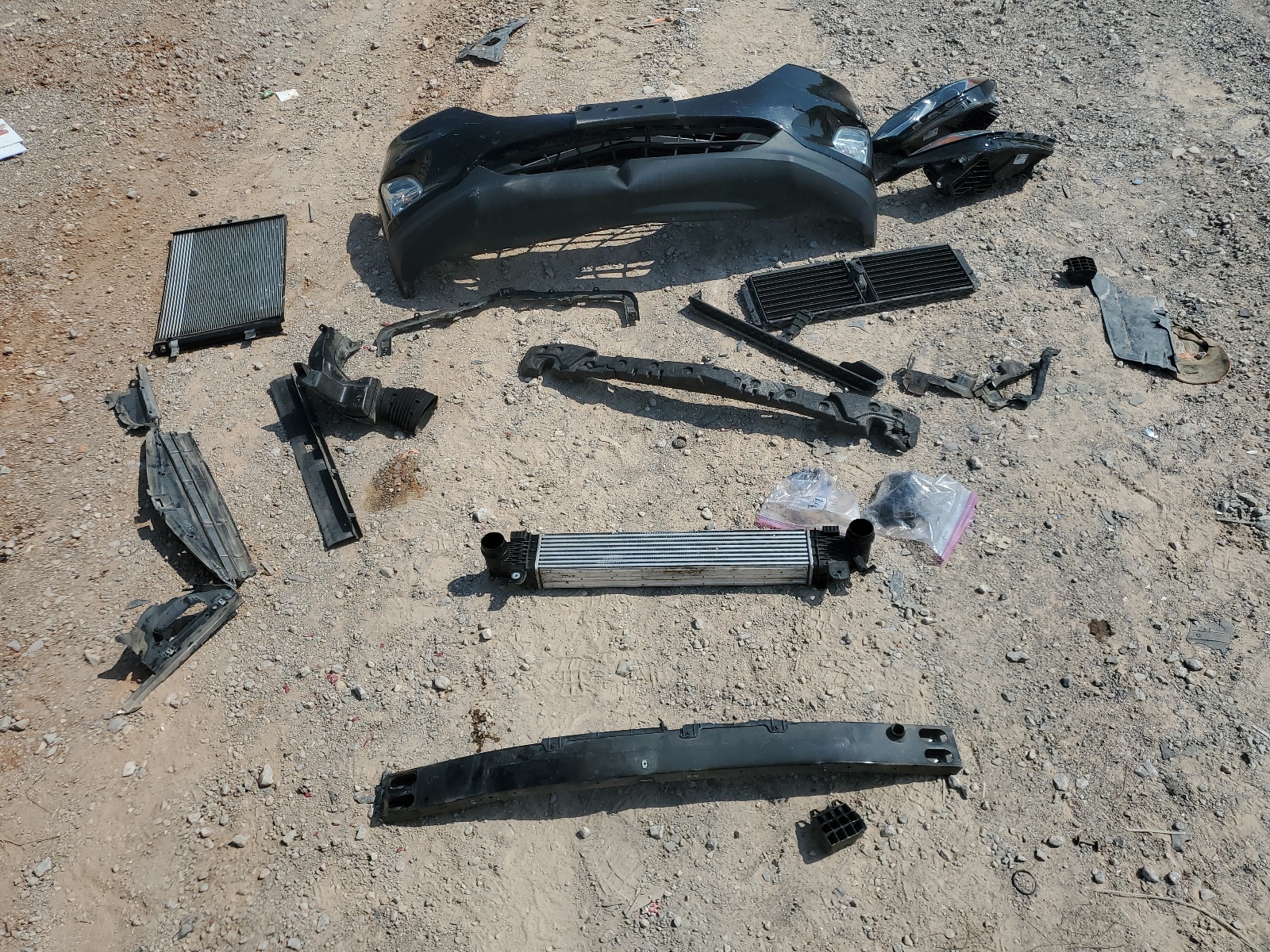 2GNAXJEV4J6254952 2018 Chevrolet Equinox Lt