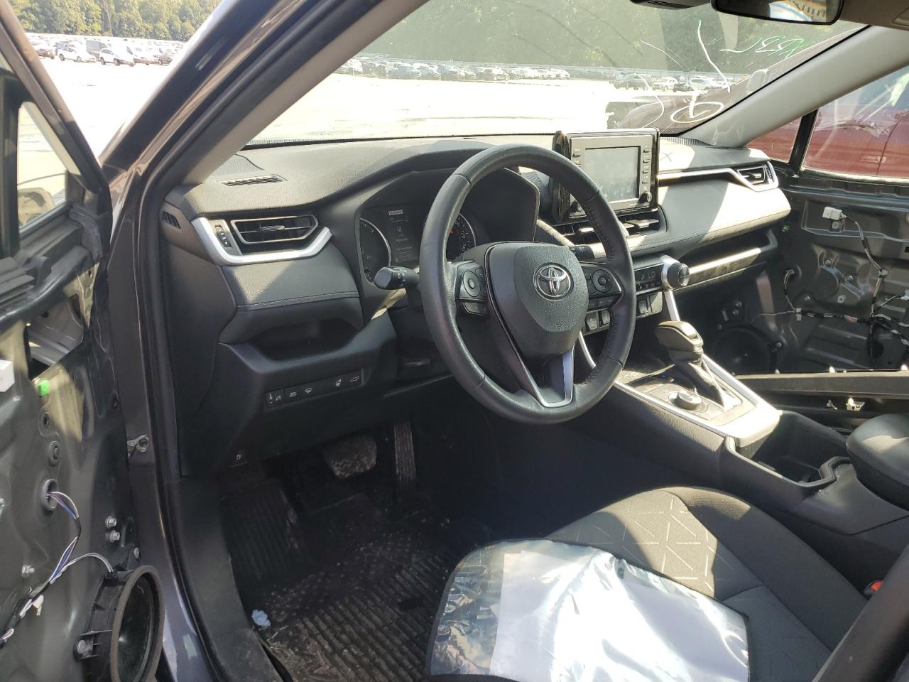 2022 Toyota Rav4 Xle VIN: 2T3RWRFV9NW133095 Lot: 63304054