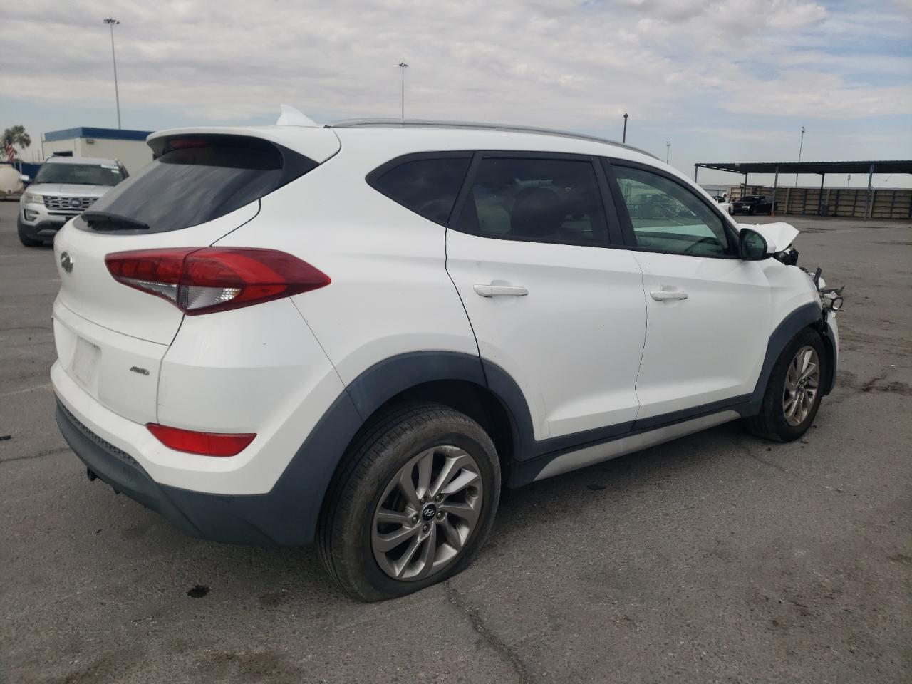 2017 Hyundai Tucson - Image 3
