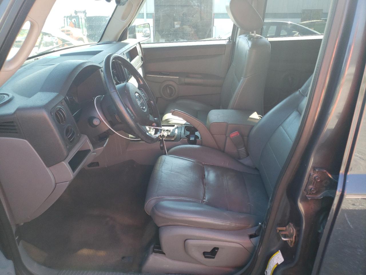 2006 Jeep Commander VIN: 1J8HG48K26C352511 Lot: 61350324