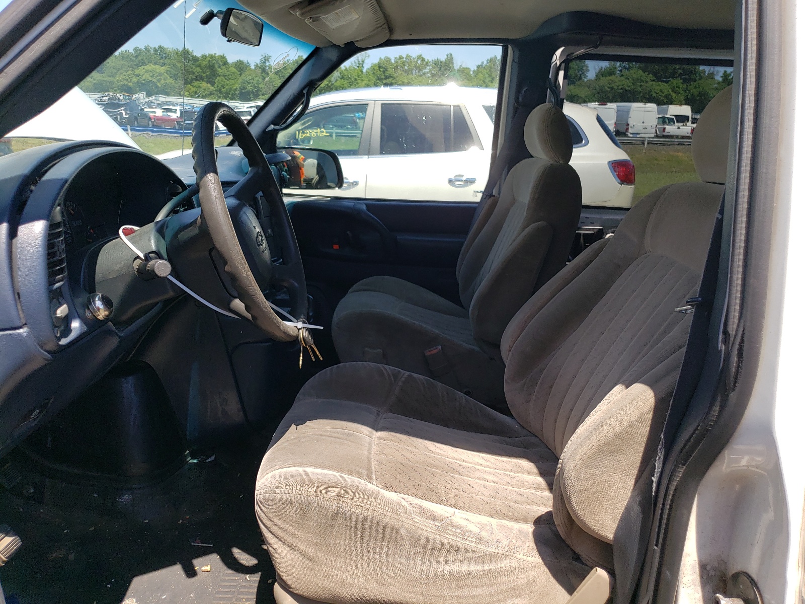 1GCDM19X33B126146 2003 Chevrolet Astro