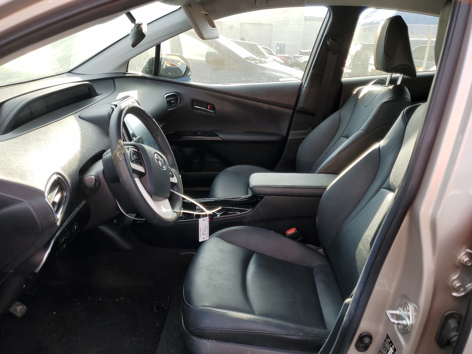 JTDKARFP3H3056670 2017 Toyota Prius Prime