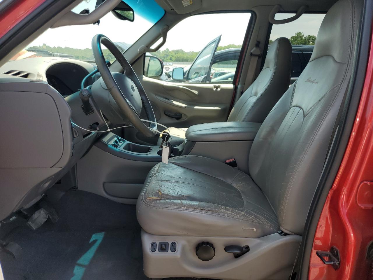 2001 Ford Expedition Eddie Bauer VIN: 1FMRU17W11LB48410 Lot: 61331704