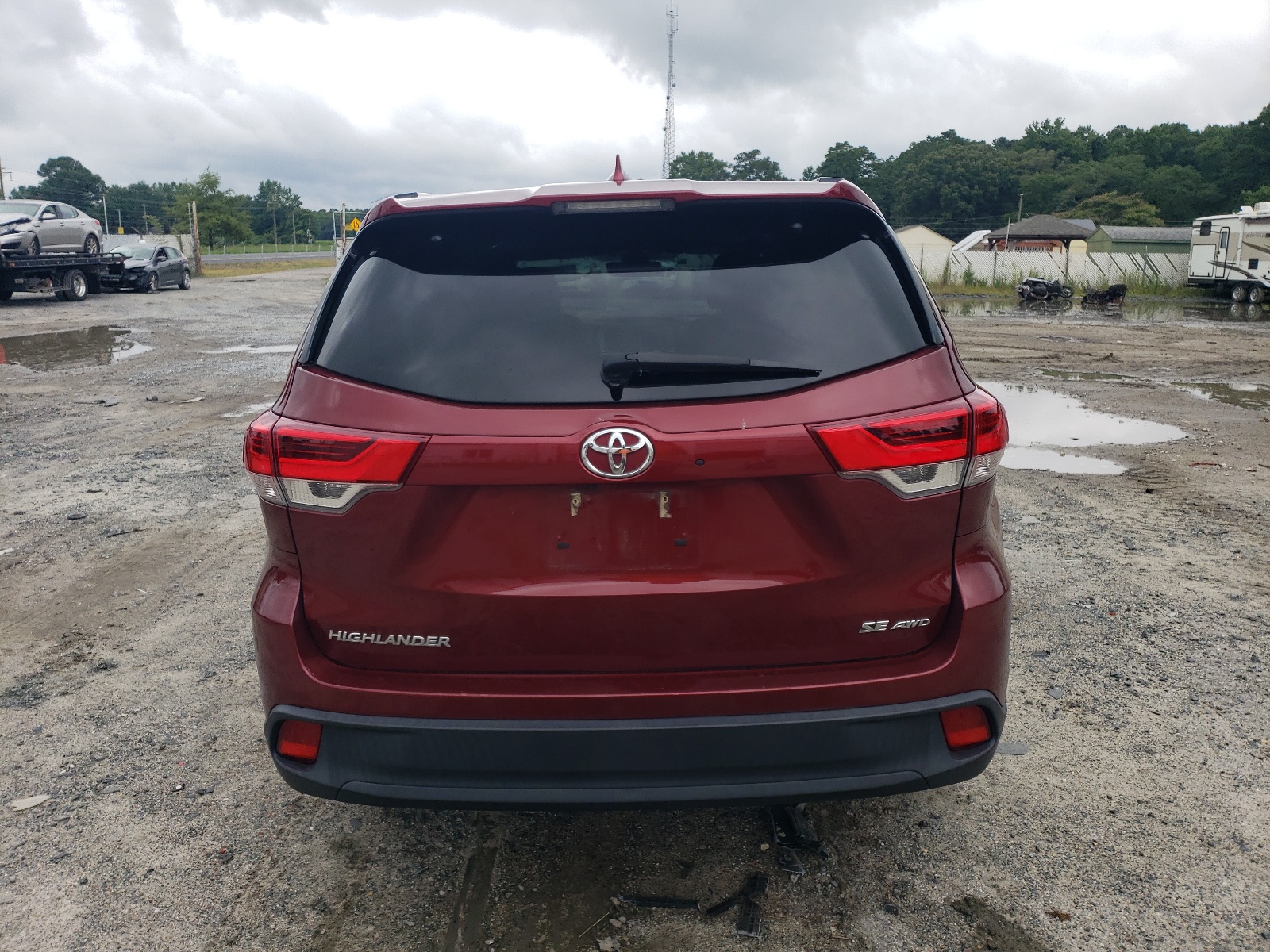 5TDJZRFH4HS469693 2017 Toyota Highlander Se