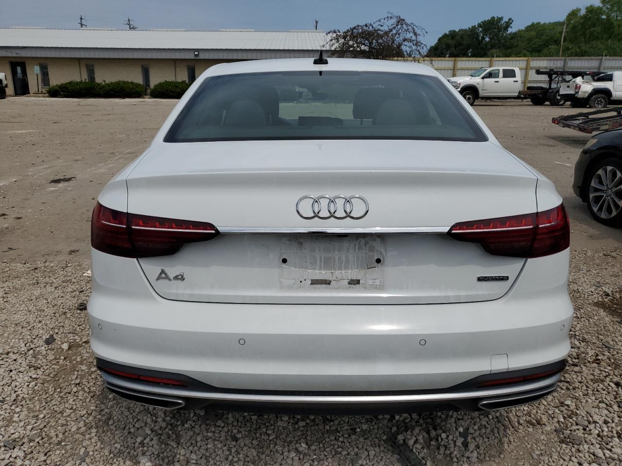 WAUFAAF4XNN012560 2022 Audi A4 Prestige 45