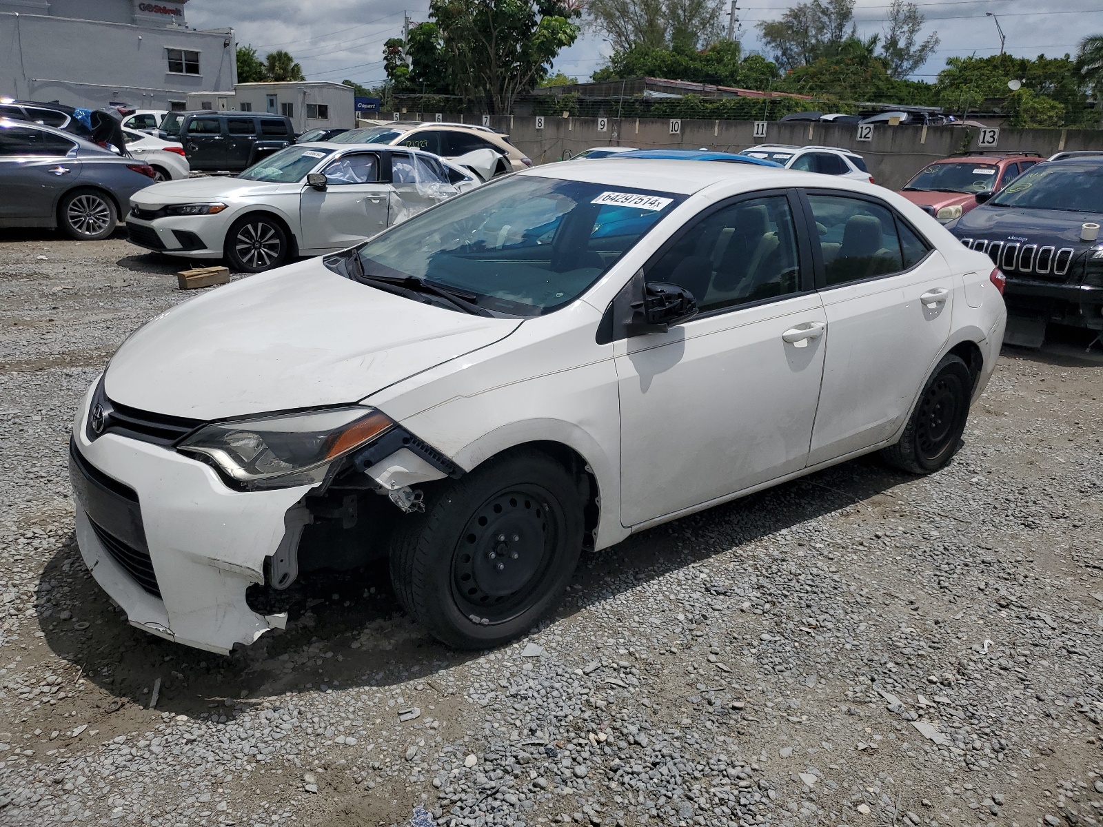 2015 Toyota Corolla L vin: 2T1BURHE8FC471586