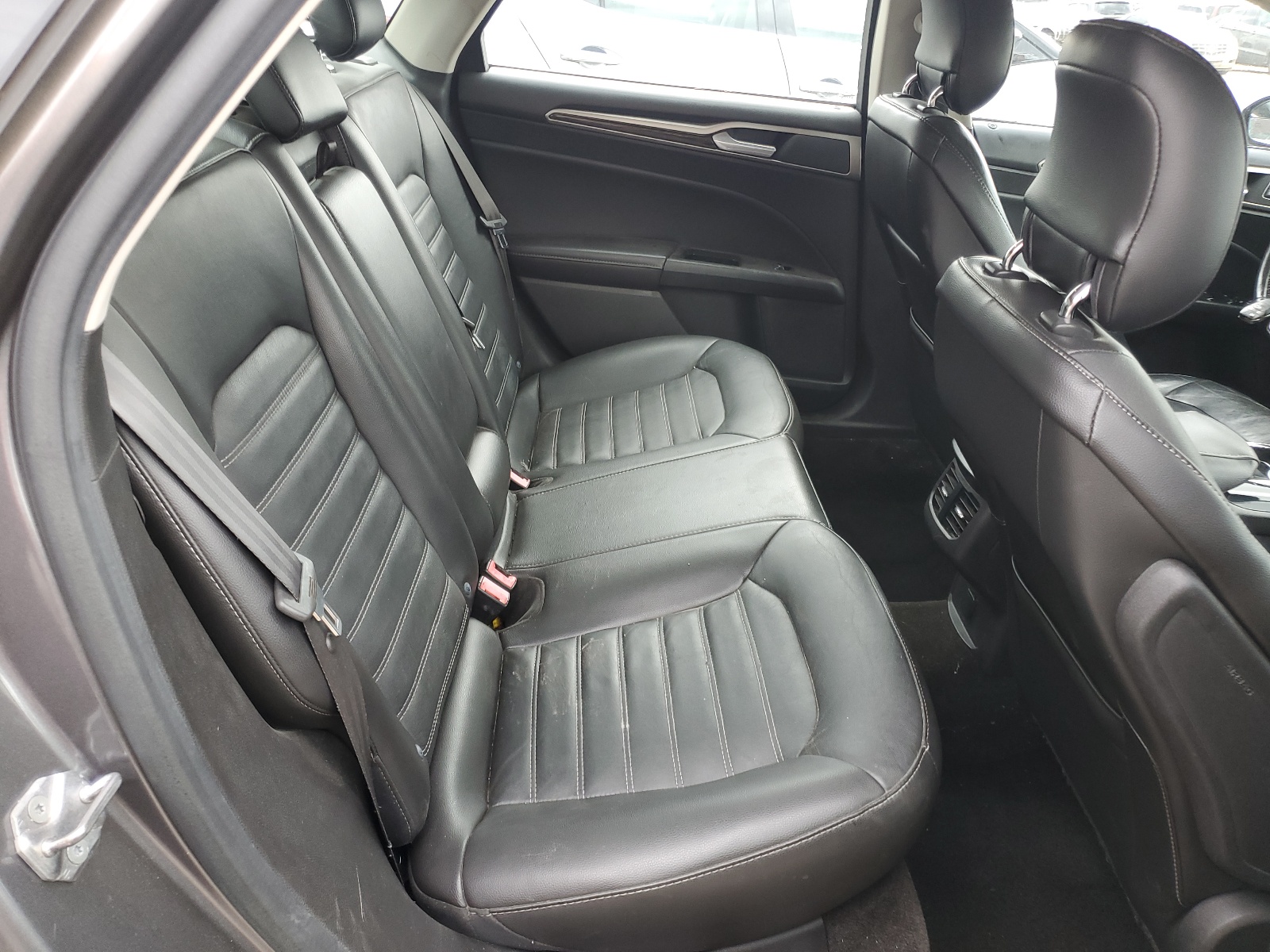 3FA6P0H91ER382352 2014 Ford Fusion Se