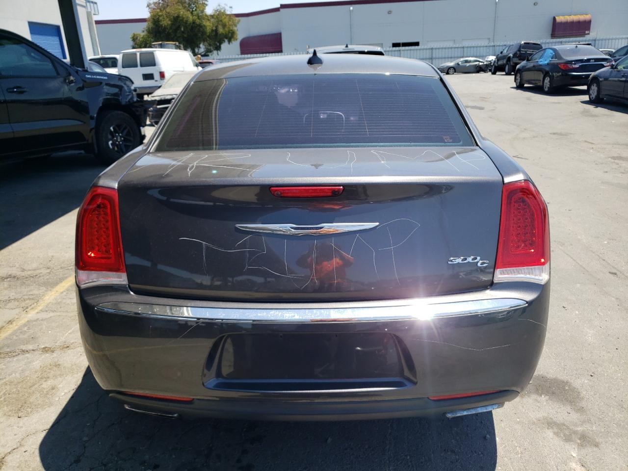 2016 Chrysler 300C VIN: 2C3CCAEG0GH216702 Lot: 62692644