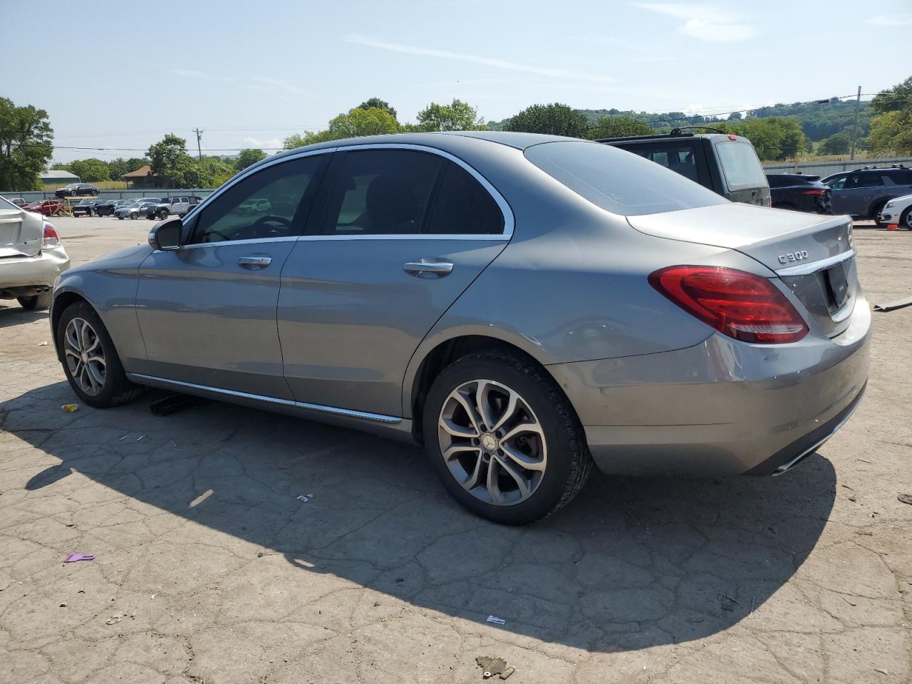 55SWF4KB1FU036142 2015 MERCEDES-BENZ C CLASS - Image 2