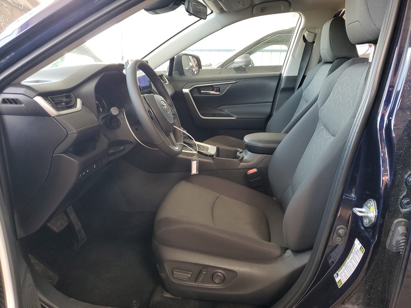 2T3P1RFV2RW439292 2024 Toyota Rav4 Xle