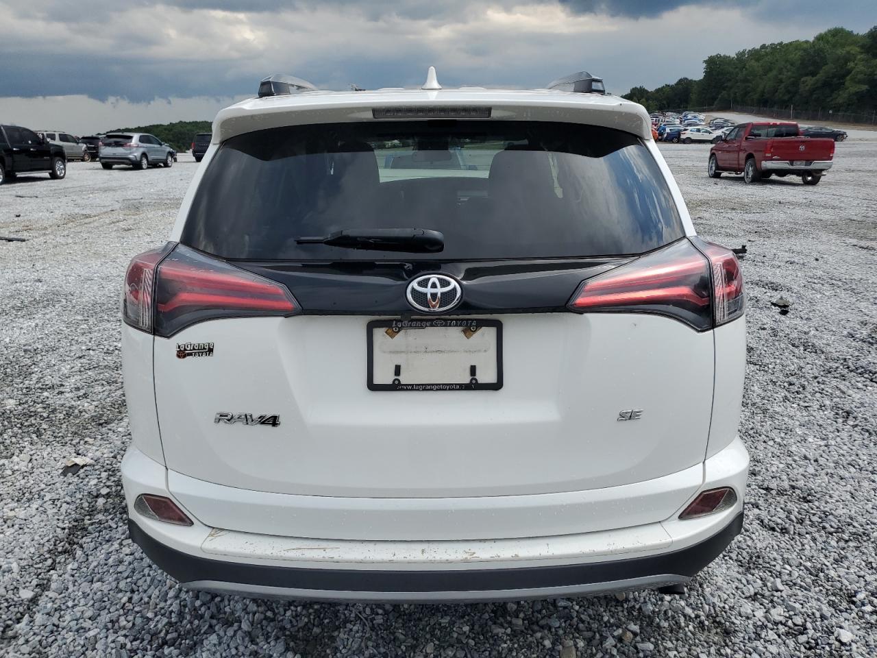2017 Toyota Rav4 Se VIN: JTMNFREV5HJ702432 Lot: 64481854