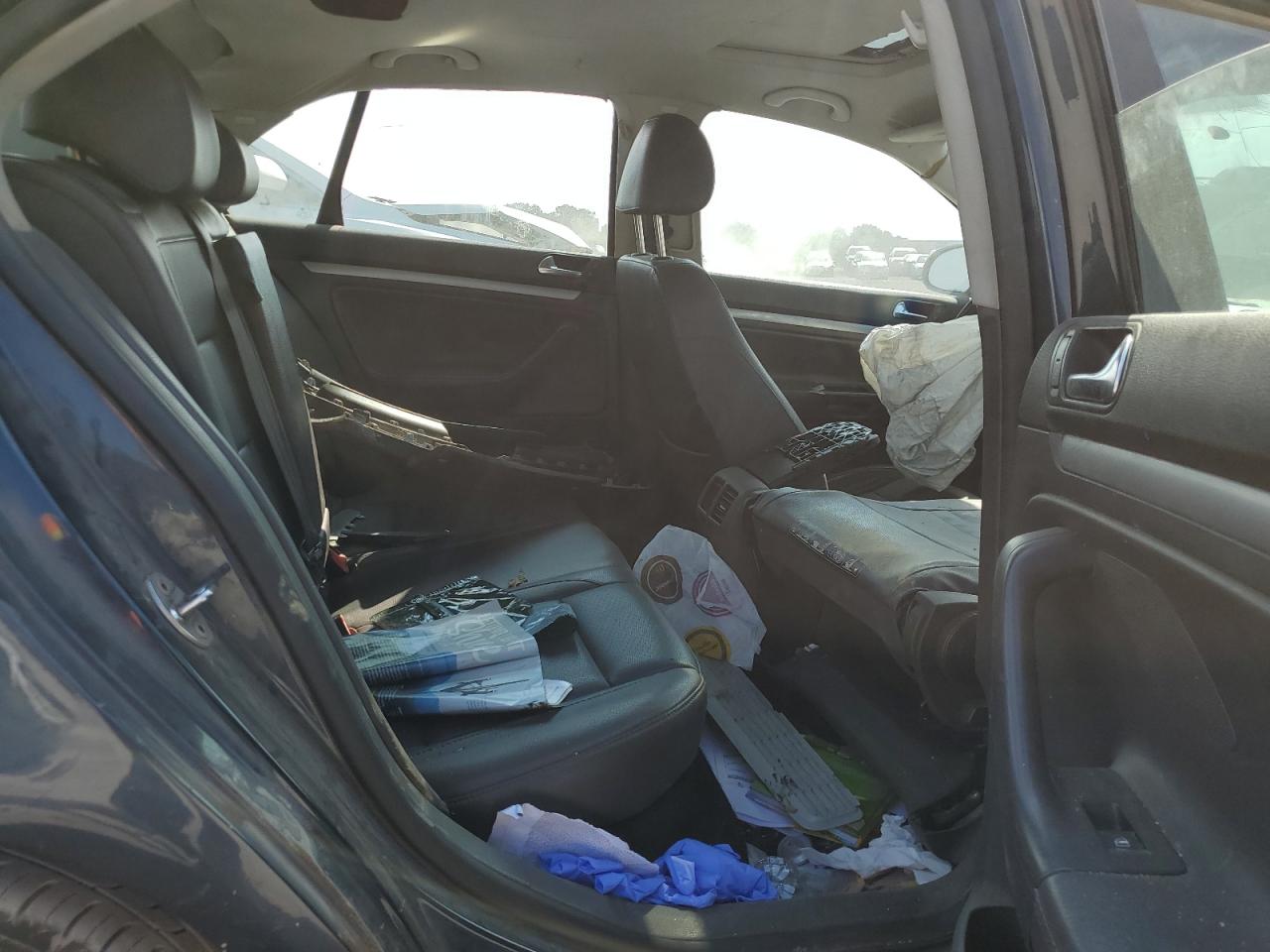 2008 Volkswagen Jetta Se VIN: 3VWRM71K28M186411 Lot: 63060394