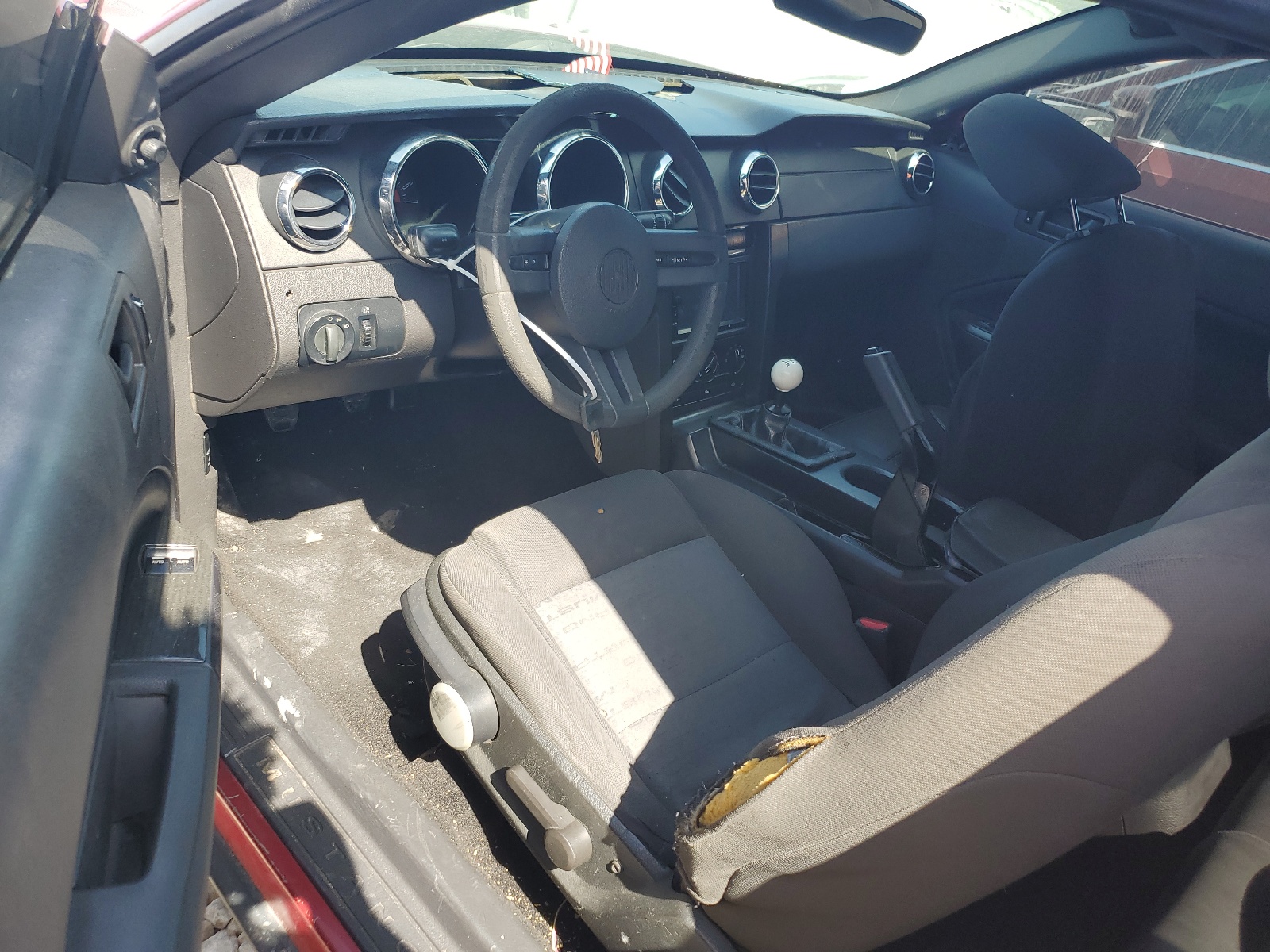 1ZVFT80N575215735 2007 Ford Mustang