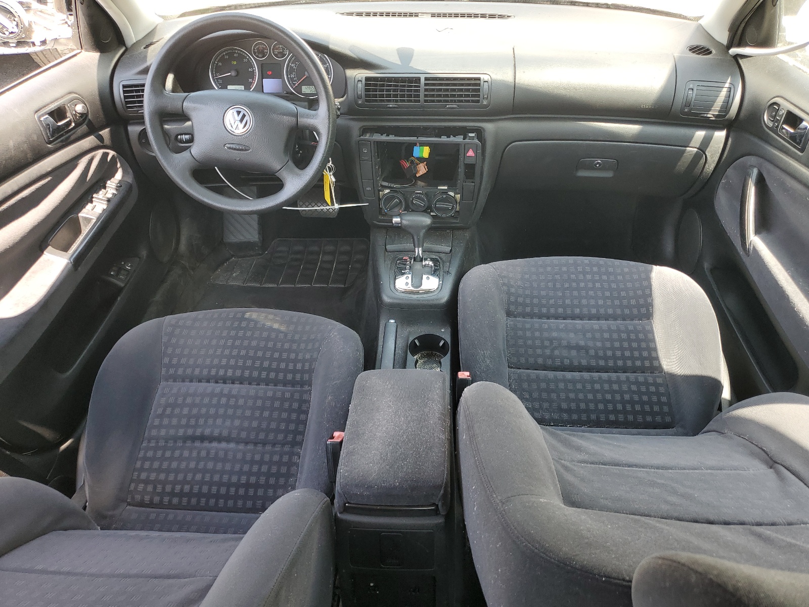 WVWPD63B61P271124 2001 Volkswagen Passat Gls