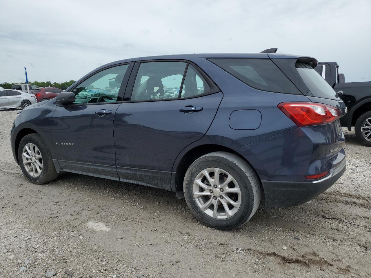 3GNAXHEV9JS603887 2018 CHEVROLET EQUINOX - Image 2