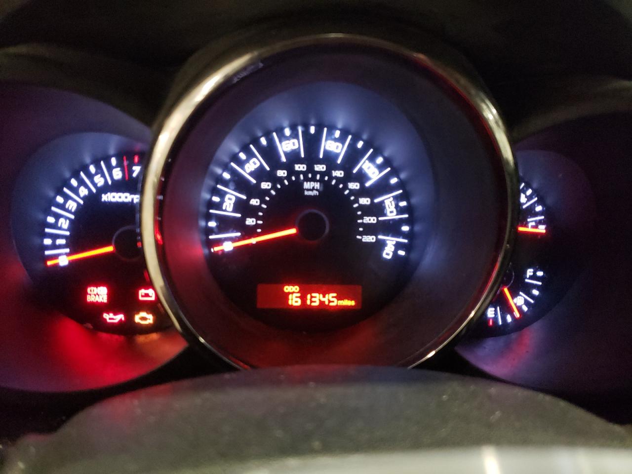 2011 Kia Soul + VIN: KNDJT2A21B7226890 Lot: 62721104