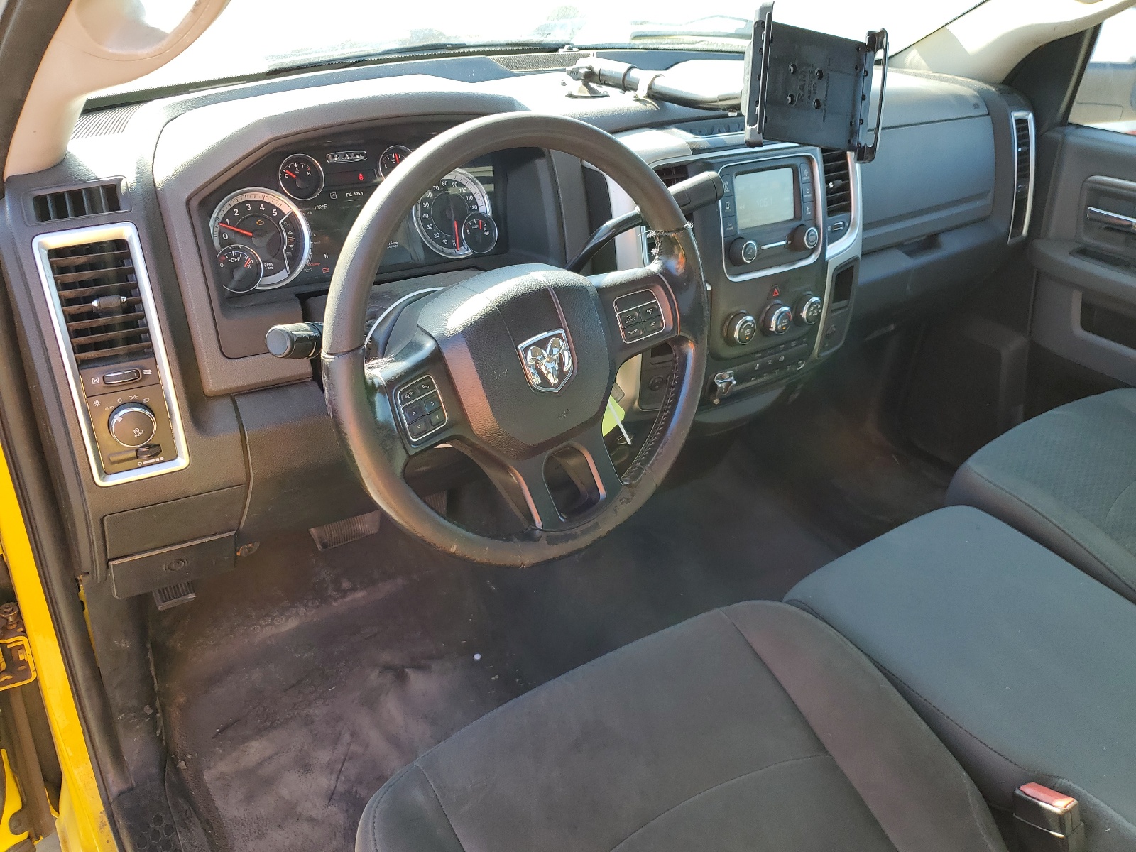 3C7WRMDL9GG275404 2016 Ram 5500