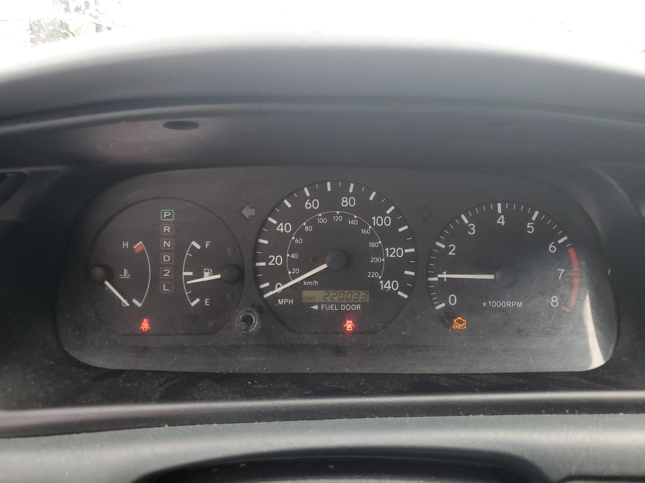 2000 Toyota Camry Ce VIN: 4T1BG22K5YU734972 Lot: 64570534