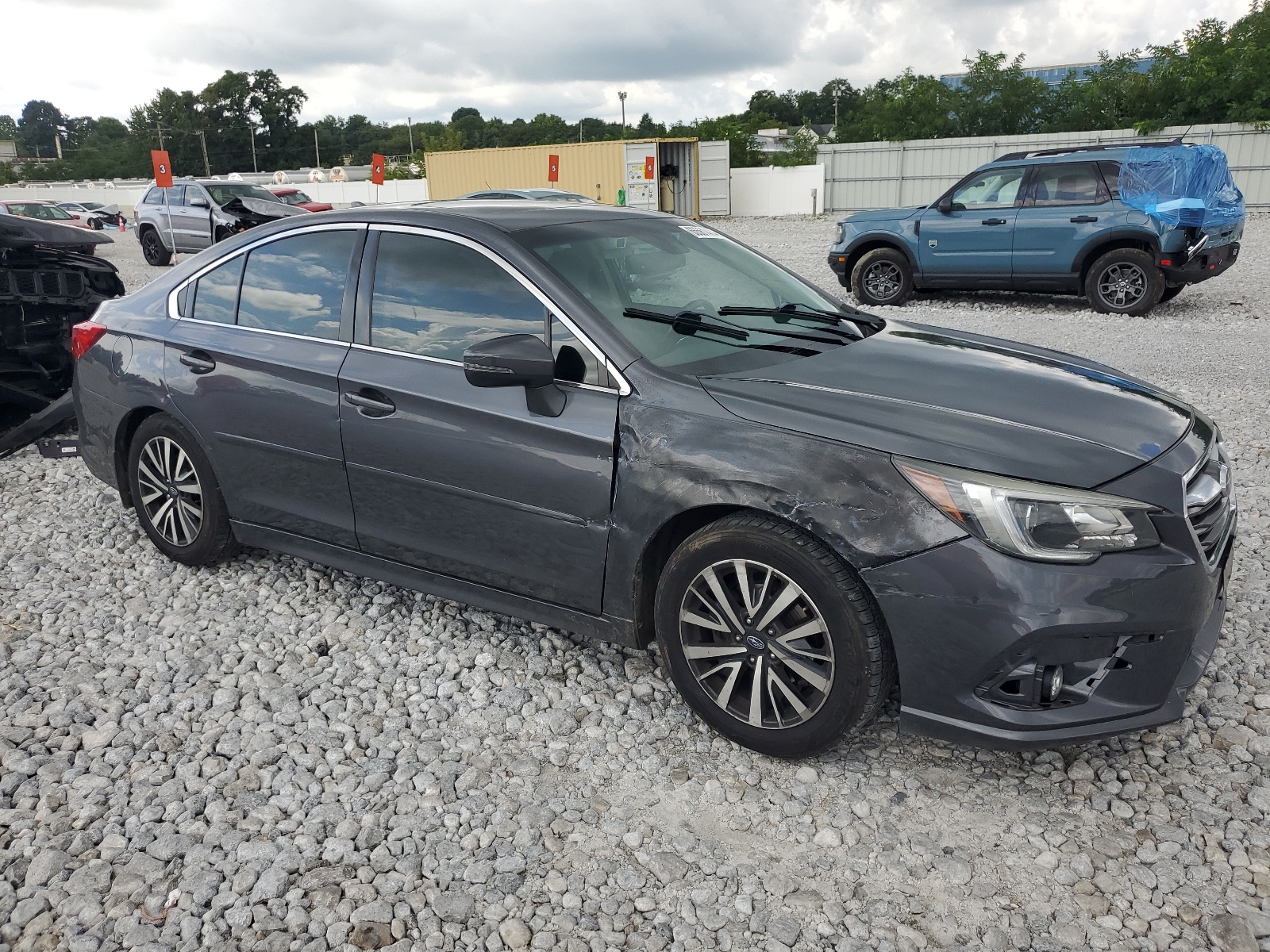 2018 Subaru Legacy 2.5I Premium vin: 4S3BNAH65J3027851