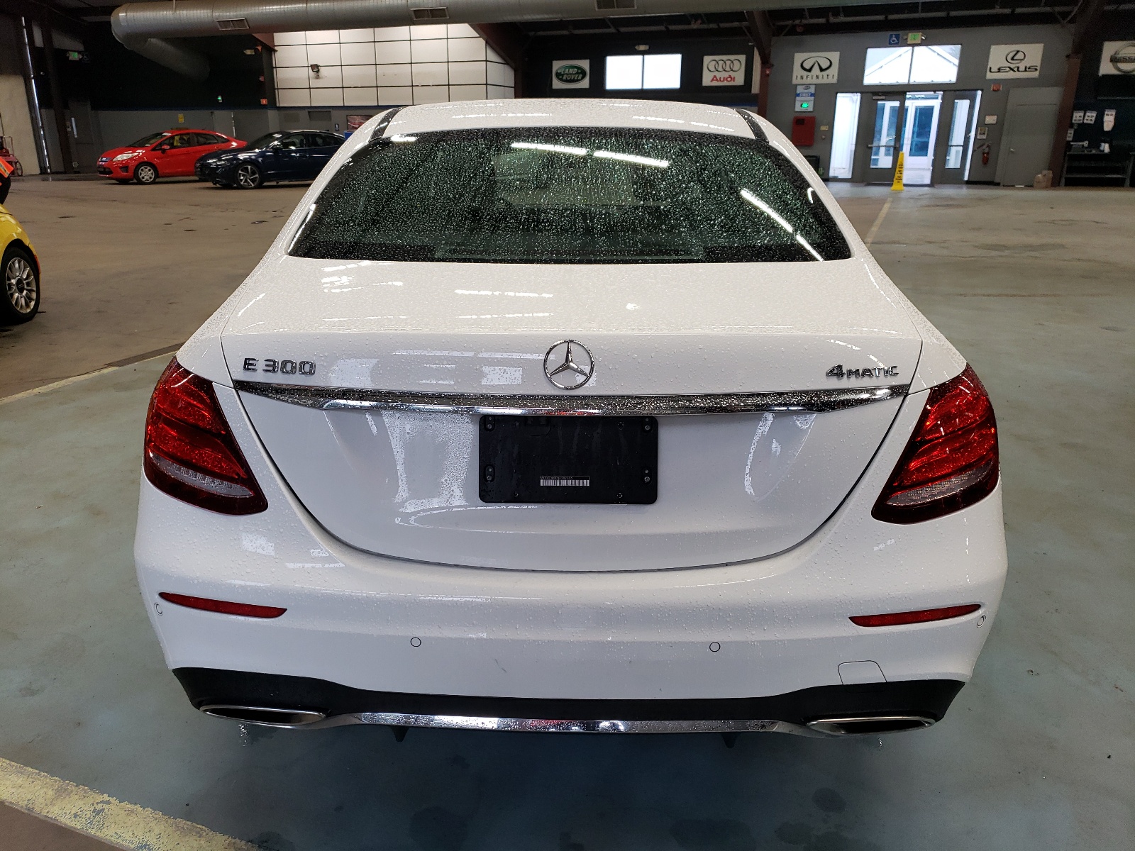 WDDZF4KB7JA382606 2018 Mercedes-Benz E 300 4Matic