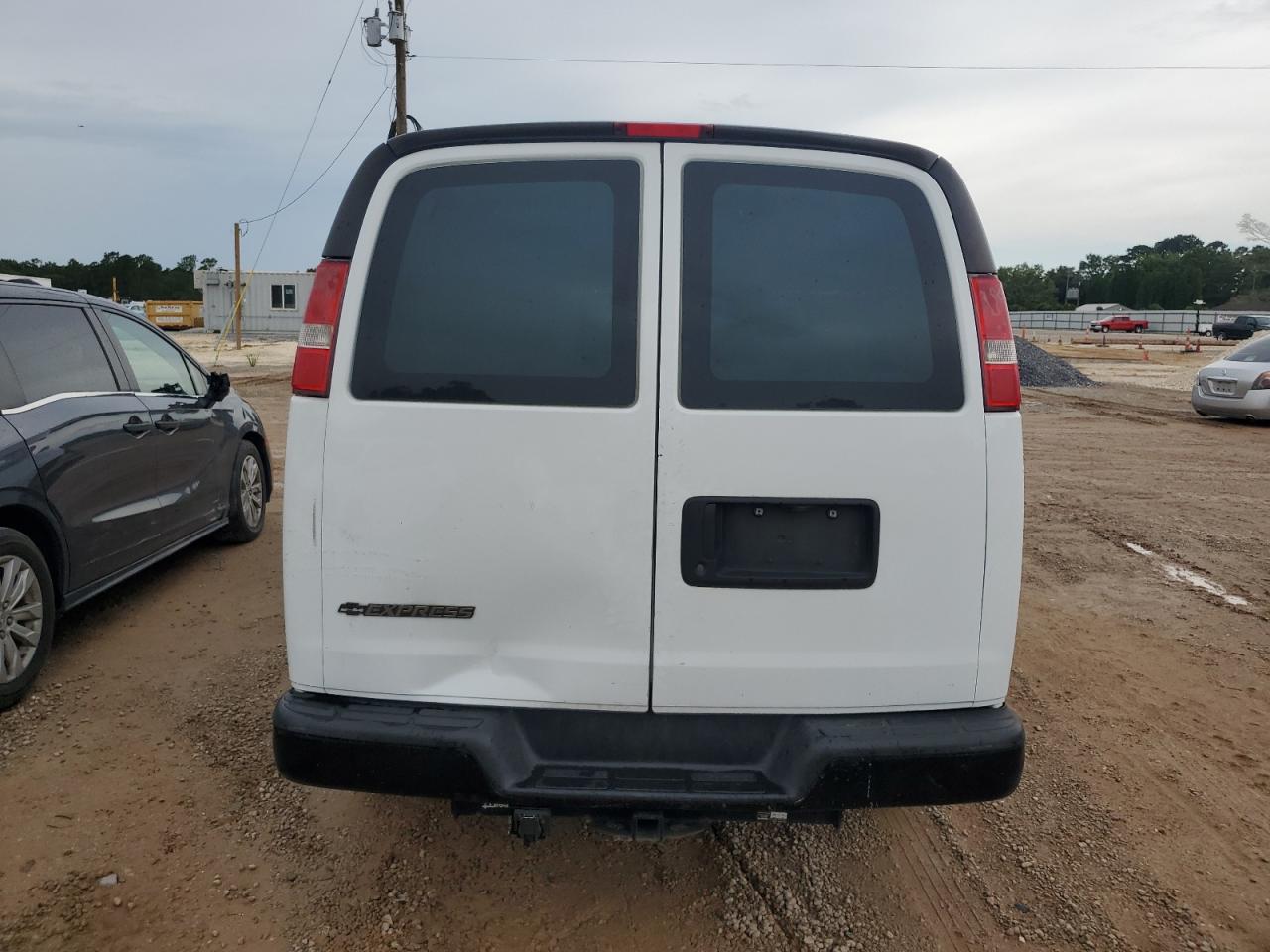 2017 Chevrolet Express G2500 VIN: 1GCWGBFFXH1109083 Lot: 62466884