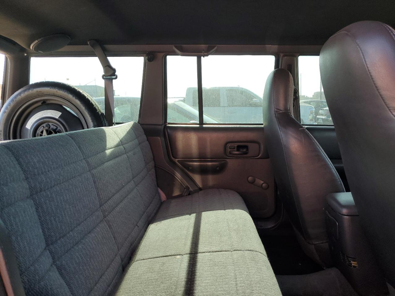 2000 Jeep Cherokee Se VIN: 1J4FT28S5YL107181 Lot: 65415144